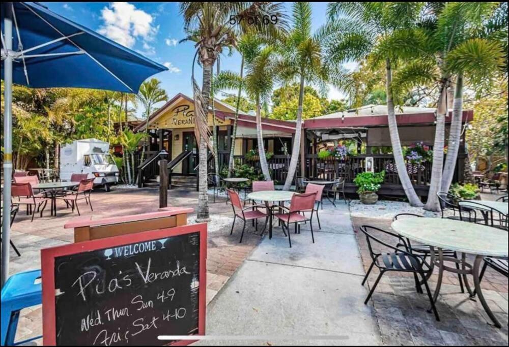 In The Center Of Gulfport, Min Away From The Beach! Saint Petersburg Eksteriør billede