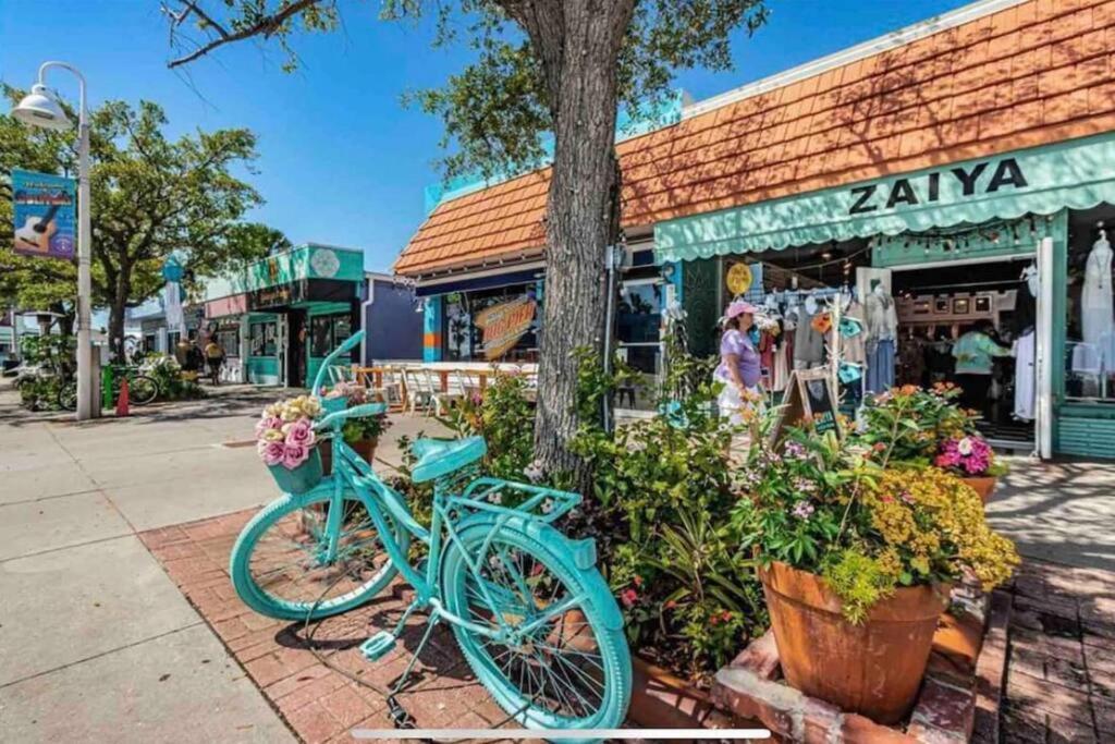 In The Center Of Gulfport, Min Away From The Beach! Saint Petersburg Eksteriør billede